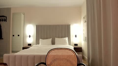 Lily 3 online show from April 12, 8:44 pm