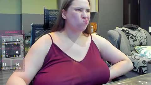 1LINDSEY1 online show from October 20, 4:54 pm