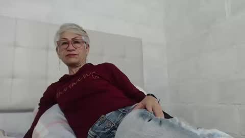 Miss Monserrate online show from February 25, 10:09 pm