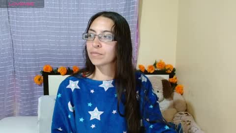 paola online show from November 12, 12:19 am