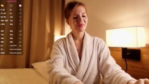 VICTORIA online show from November 17, 1:28 am