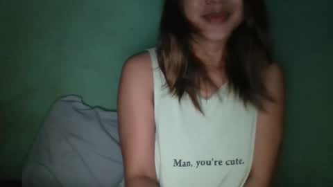 Snapshot of 1smile4u chatting on February 6, 2:22 am 1smile4u online show from February 6, 2:22 am