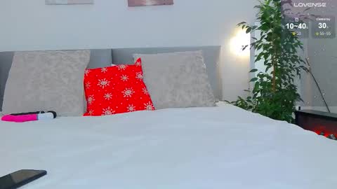 Victoria online show from December 18, 2:11 pm