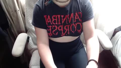 Snapshot of 666maskgirl chatting on September 17, 5:44 pm SHANNON online show from September 17, 5:44 pm