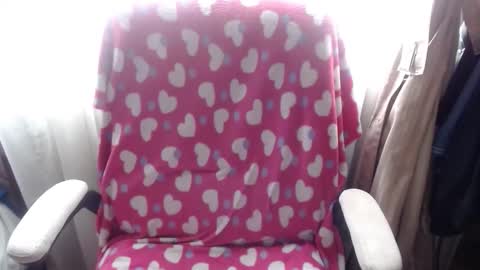 Snapshot of 666maskgirl chatting on October 1, 6:46 pm SHANNON online show from October 1, 6:46 pm