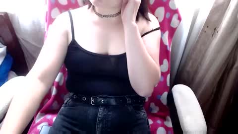 Snapshot of 666maskgirl chatting on October 17, 6:44 pm SHANNON online show from October 17, 6:44 pm