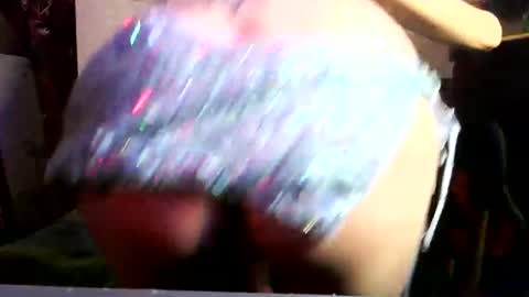 Snapshot of 77lilu chatting on March 6, 10:15 pm Lilu online show from March 6, 10:15 pm