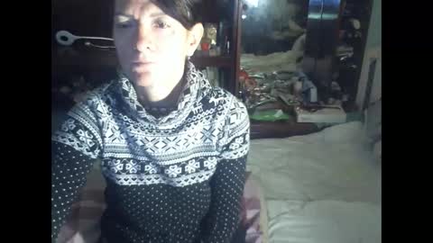 Snapshot of 8mistress8 chatting on December 7, 7:21 pm 8MISTRESS8 online show from December 7, 7:21 pm