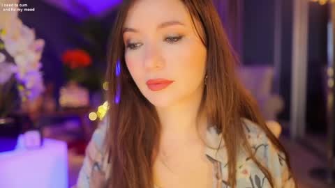 Sophia  online show from March 31, 2:33 am