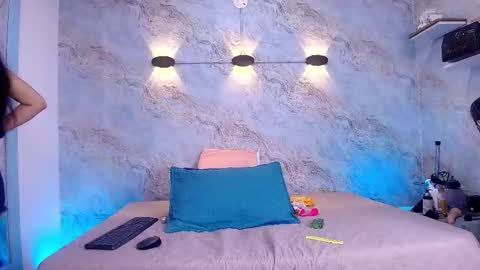  abby rouss online show from October 19, 3:41 am