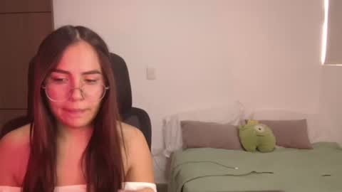 abby 3 online show from June 5, 4:24 pm