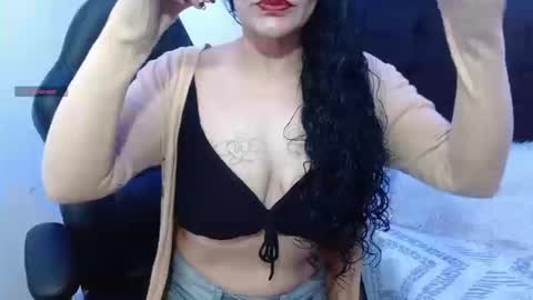Snapshot of _alexandrajones chatting on September 26, 4:32 am Alexandra online show from September 26, 4:32 am