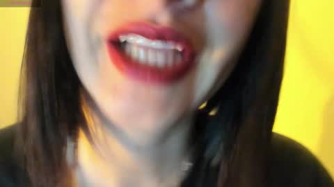 antonia online show from October 29, 10:30 am