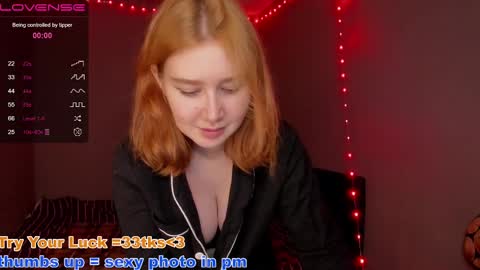 hello im Lira online show from December 27, 11:31 pm