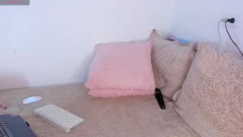 Sara independent model online show from March 7, 1:53 am