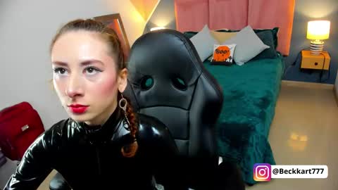 Sofia online show from February 22, 1:01 pm