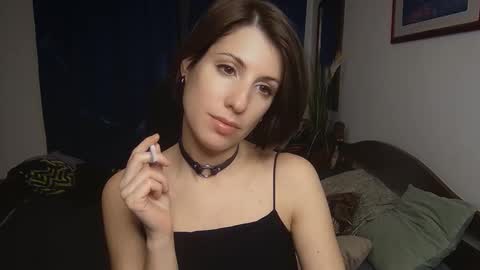 Snapshot of _blackpearl chatting on February 28, 12:32 am Laura online show from February 28, 12:32 am
