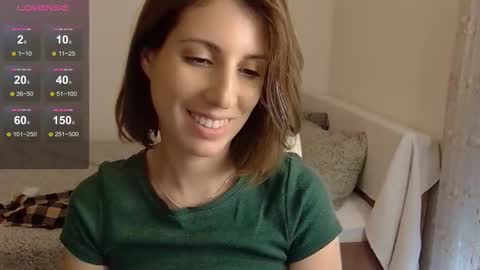 Snapshot of _blackpearl chatting on September 17, 10:13 am Laura online show from September 17, 10:13 am