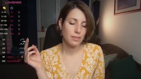 Snapshot of _blackpearl chatting on February 5, 12:31 am Laura online show from February 5, 12:31 am