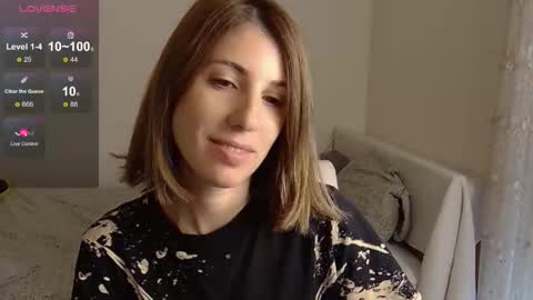 Snapshot of _blackpearl chatting on September 27, 1:29 pm Laura online show from September 27, 1:29 pm