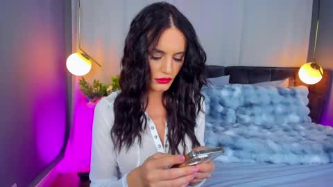 _carlawhite_ online show from June 5, 6:52 am