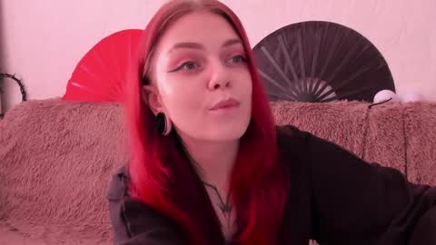 Caroline online show from June 3, 10:38 am