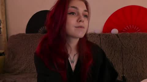 Caroline online show from April 25, 1:41 pm