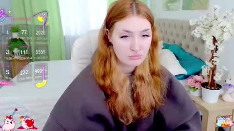 Alisa NO NUDE online show from September 9, 9:53 am