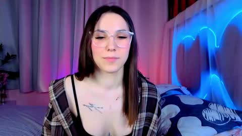 Cindy . online show from February 3, 6:22 am