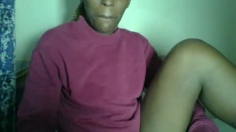 clara online show from December 18, 7:02 am