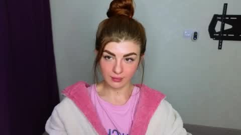 D online show from February 6, 3:06 am