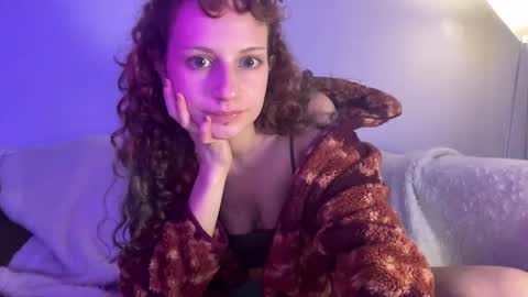 _curiousfairy online show from May 5, 5:21 am