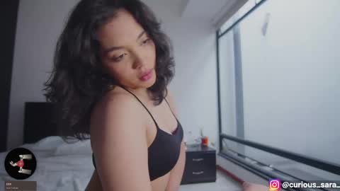 sara again3 online show from April 5, 10:09 pm