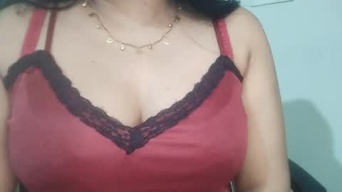 _dreamgirl_0 online show from April 14, 10:26 am