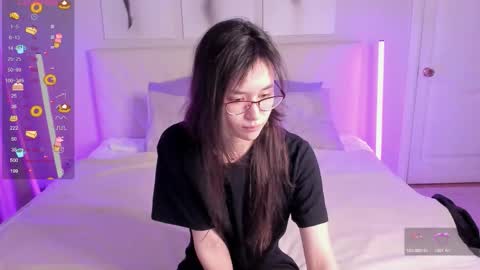 _emily__strike_ online show from November 30, 10:30 am