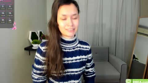 _emily__strike_ online show from December 5, 9:39 am