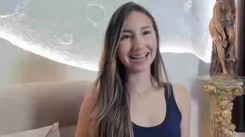 _emmawalka online show from September 12, 8:49 pm