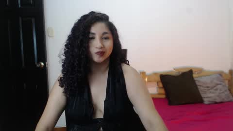 Gia Independent model online show from November 21, 12:01 am