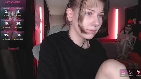 Tori online show from November 7, 10:10 am