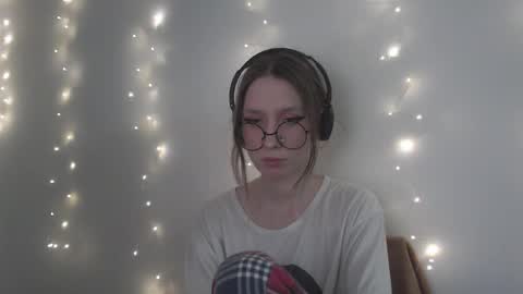 Hannaolotl online show from December 5, 10:16 am