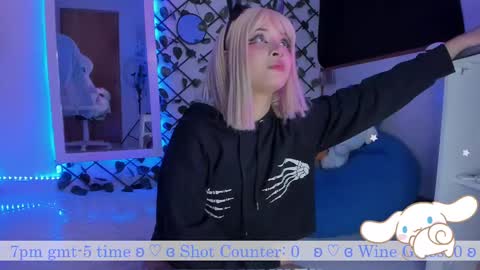 Snapshot of _heavenly_blue_ chatting on March 11, 9:48 pm Bluey online show from March 11, 9:48 pm