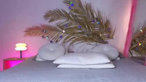 Holly online show from February 10, 5:58 am