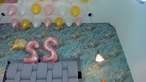 Hollywood online show from December 24, 5:13 pm