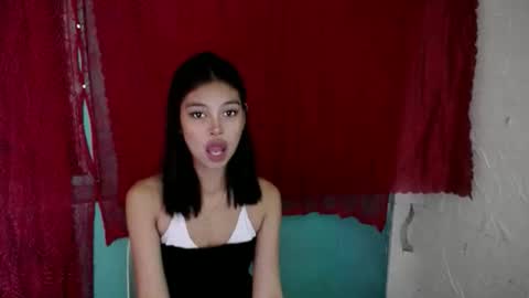 _honeyletxx online show from September 26, 10:57 am