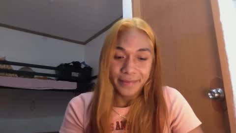 Snapshot of _iwantyourx chatting on October 4, 5:46 am KIA online show from October 4, 5:46 am