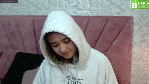 Snapshot of _jeessy chatting on February 24, 2:38 am _jeessy online show from February 24, 2:38 am