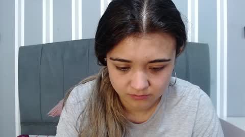 Snapshot of _jeessy chatting on January 8, 2:57 am _jeessy online show from January 8, 2:57 am