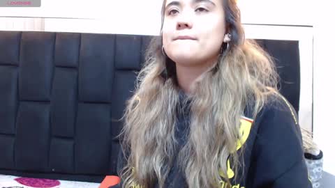 Snapshot of _jeessy chatting on December 14, 11:01 pm _jeessy online show from December 14, 11:01 pm
