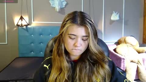 Snapshot of _jeessy chatting on September 25, 4:33 am _jeessy online show from September 25, 4:33 am