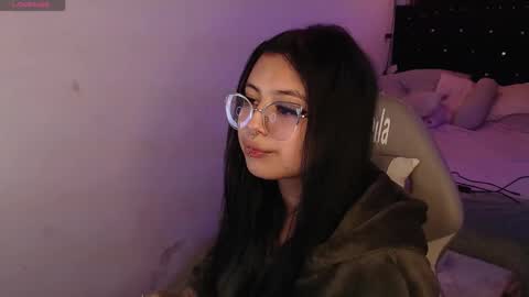 Snapshot of _kat_sweet chatting on October 5, 3:33 am Cata  online show from October 5, 3:33 am